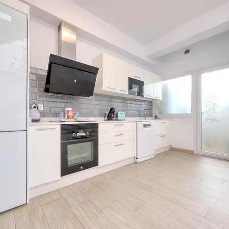 Casa Dang - 600m To The By Lanzarote Дом отдыха Коста-Тегисе