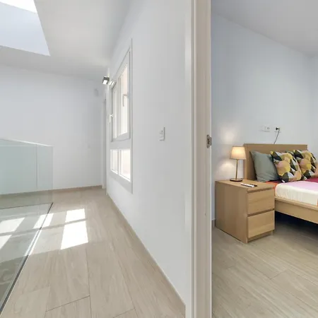 Дом отдыха Casa Dang - 600m To The By Lanzarote Коста-Тегисе