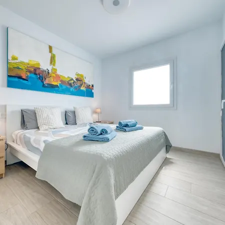 Дом отдыха Casa Dang - 600m To The By Lanzarote