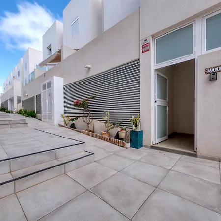 Casa Dang - 600m To The By Lanzarote Tatil Evi *